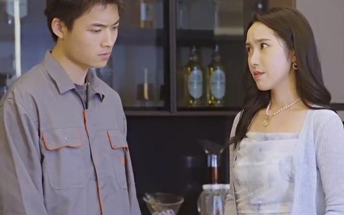 成為快遞員后，我有了七個老婆(全集)